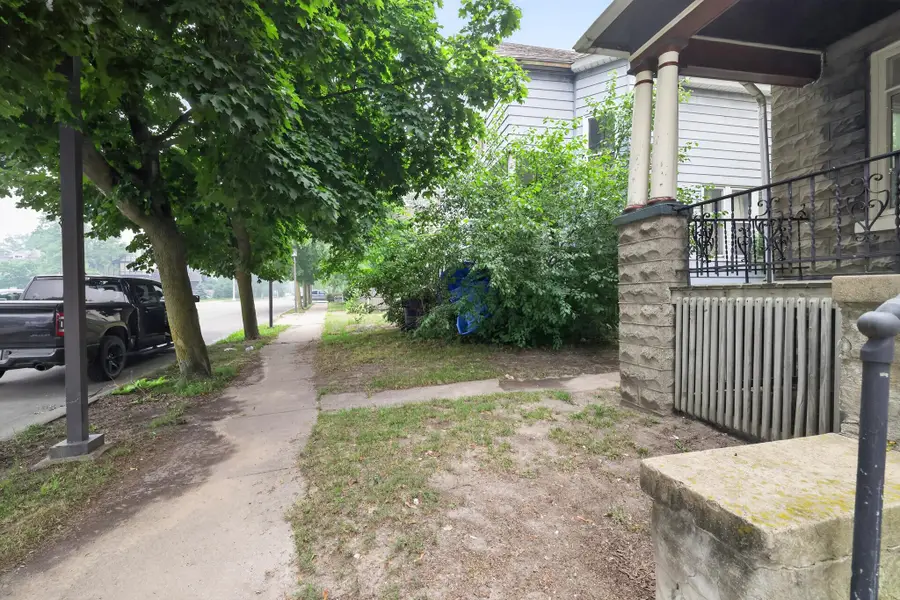 909 N Johnson Street, Bay City, MI 48708 - #2