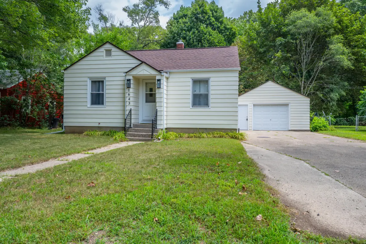 1643 Lyola Court, Fair Plain, MI 49022 - #1