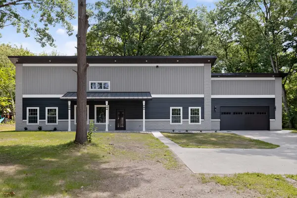 3153 College Street, Niles, MI 49120