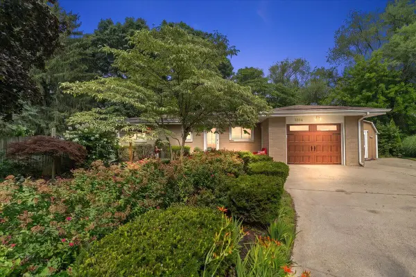 5236 Wilshire Terrace, StJoseph, MI 49085