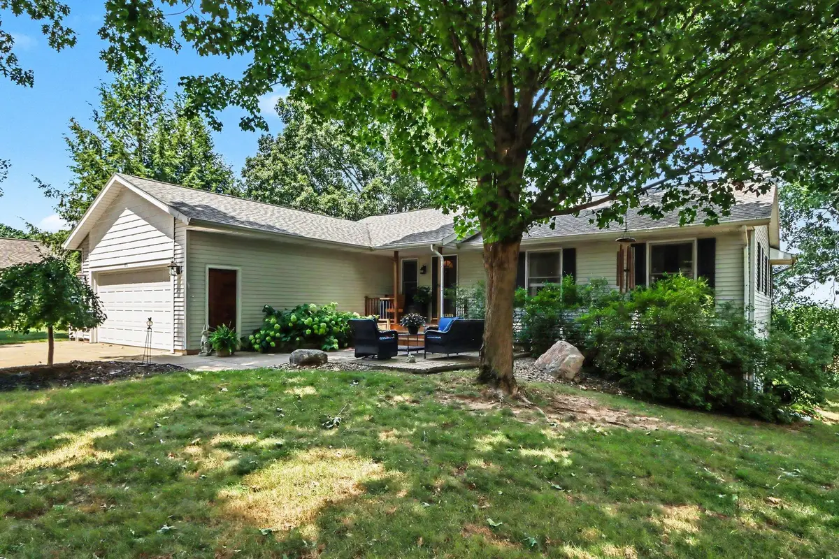 971 Niagara Drive, Lawton, MI 49065 - #1