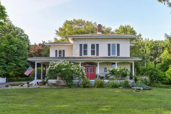 72861 8th Avenue, SouthHaven, MI 49090