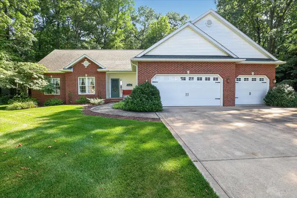 25464 Joelle Court, Edwardsburg, MI 49112