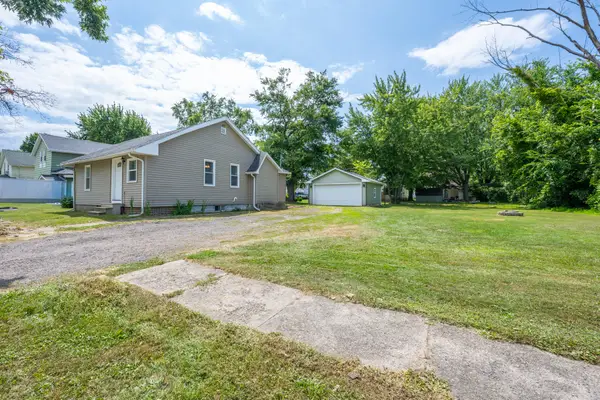 216 Congress Street, Watervliet, MI 49098