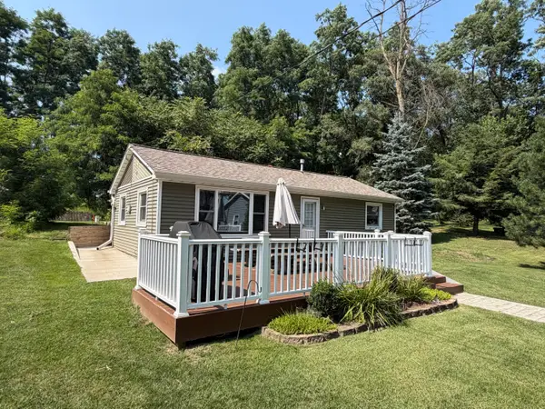 63166 Lakeshore Drive, Dowagiac, MI 49047