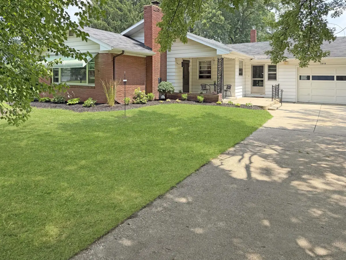 1615 Roger Avenue, Benton Harbor, MI 49022 - #1