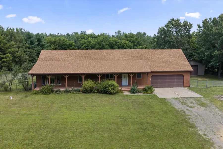 25028 Jefferson Center Street, Cassopolis, MI 49031 - #2