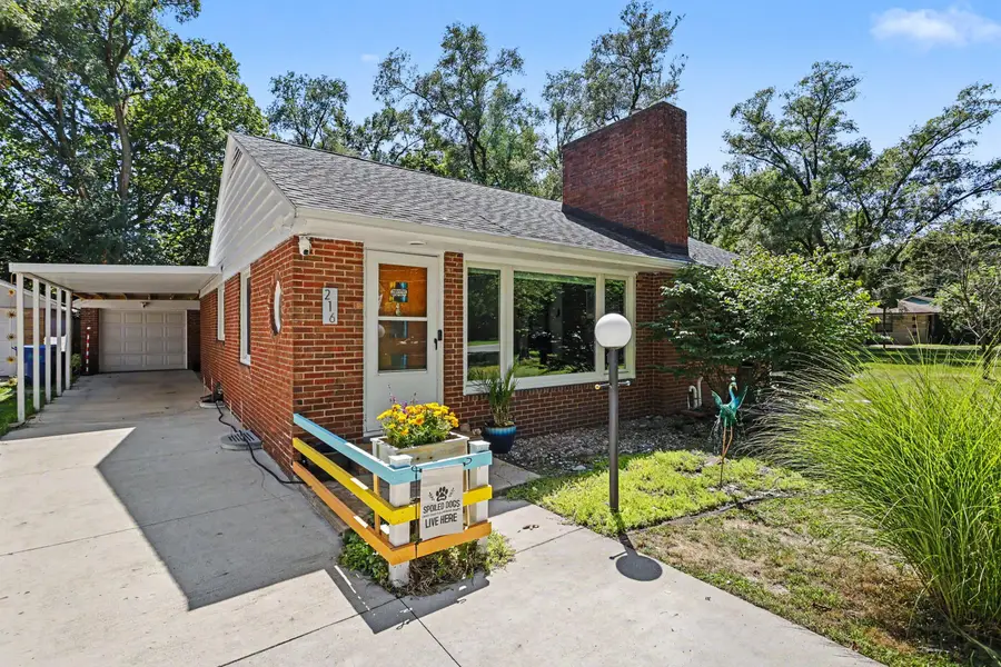 216 Hampton Road, Benton Harbor, MI 49022 - #3