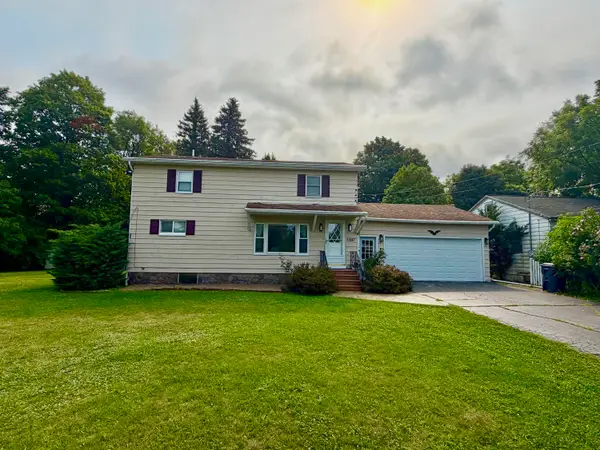 1447 71 1/2 Street, SouthHaven, MI 49090