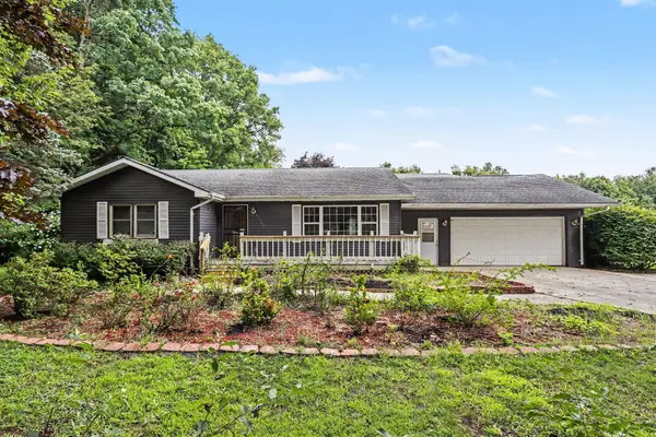 47059 Cr-215, Lawrence, MI 49064