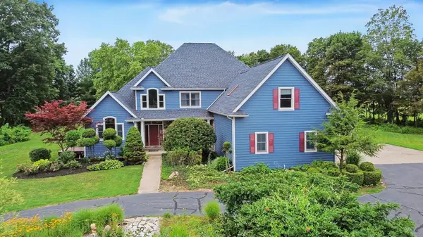 5240 Stockbridge Court, StJoseph, MI 49085