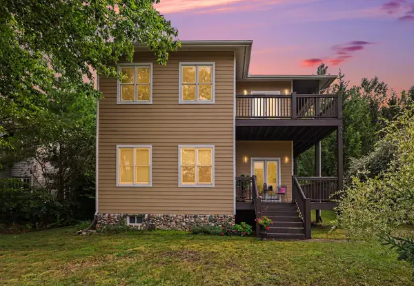 7264 B Street, SouthHaven, MI 49090