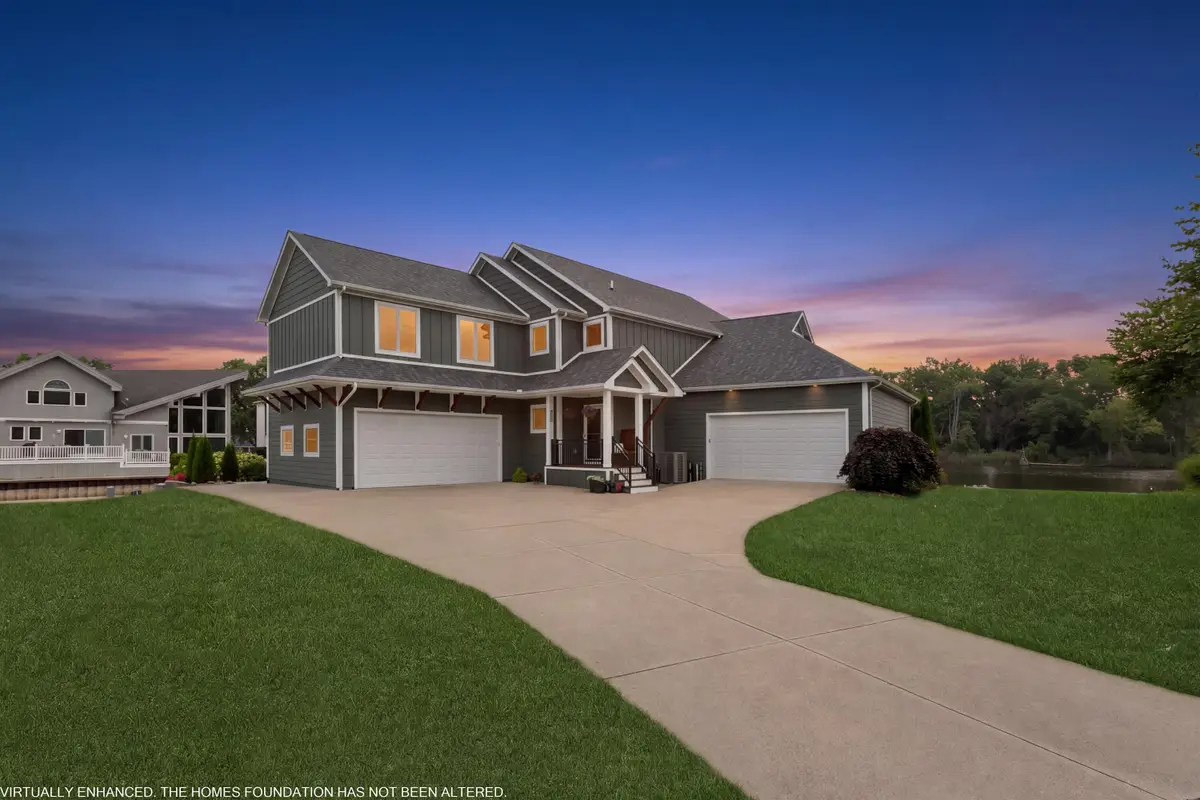 2545 Bay Pointe Drive, Saint Joseph, MI 49085 - #1