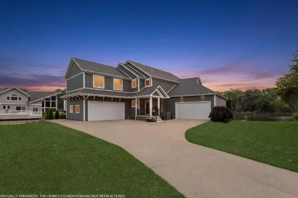 2545 Bay Pointe Drive, StJoseph, MI 49085