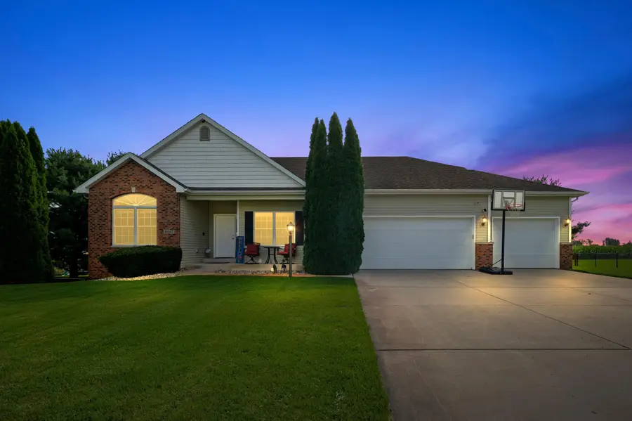 69265 Sundance Drive, Edwardsburg, MI 49112 - #2