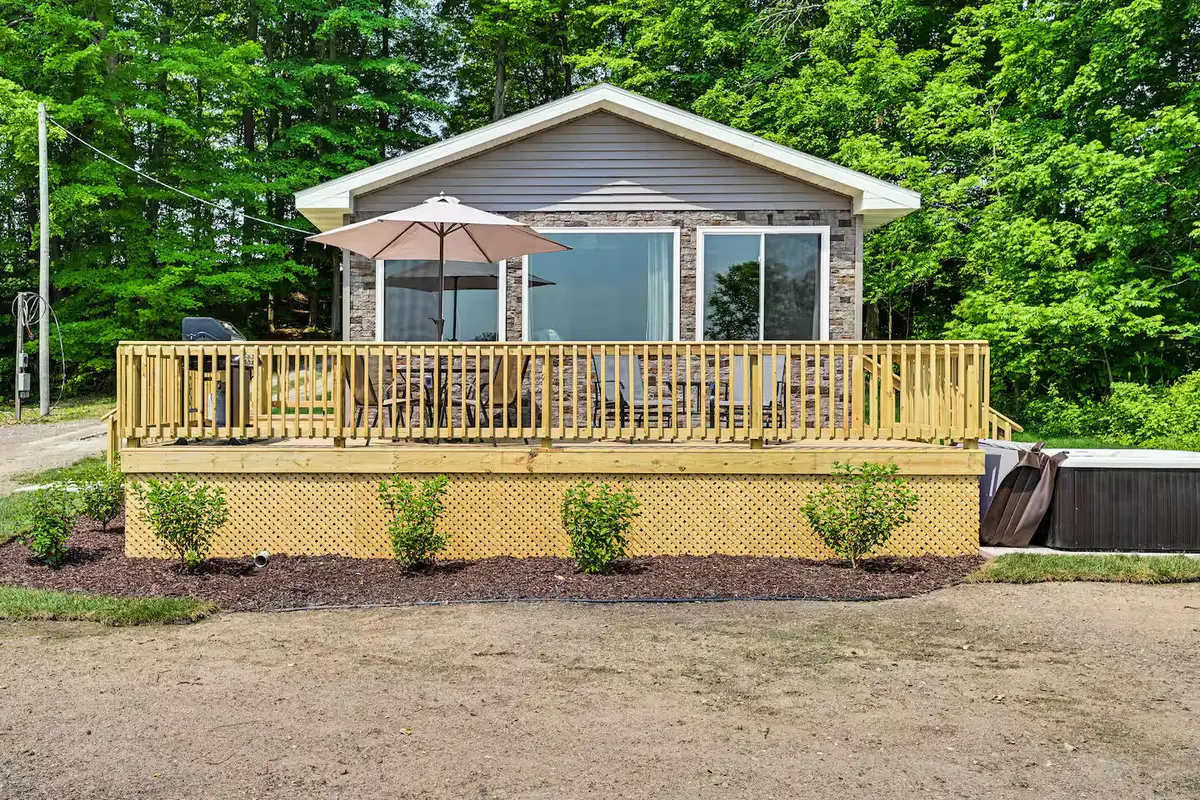 48781 Rush Lake Road, Hartford, MI 49057 - #1