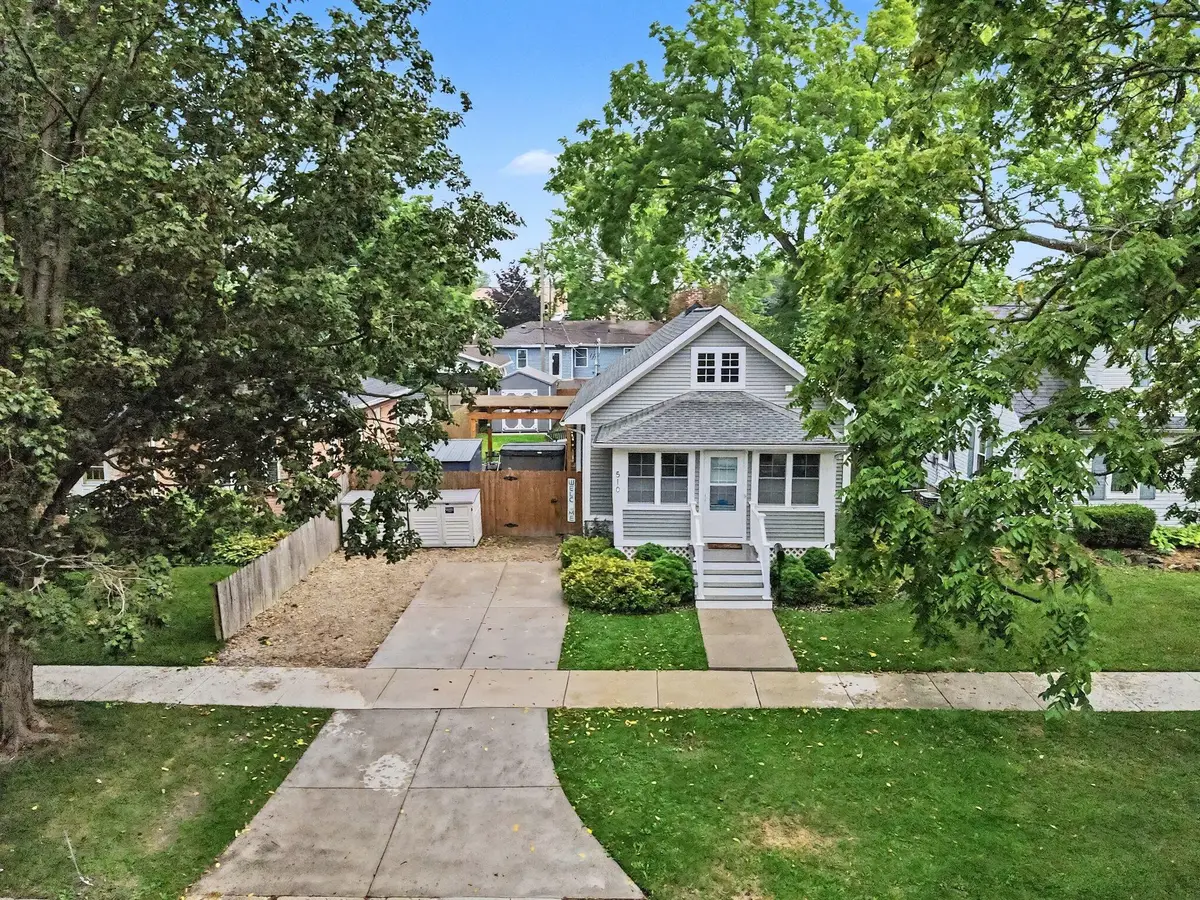 510 Humphrey Street, South Haven, MI 49090 - #1