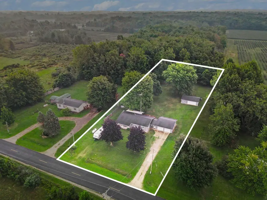 12909 60th Street, Bangor, MI 49013 - #2