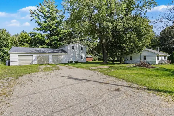 9215 1st Street, BerrienSprings, MI 49103