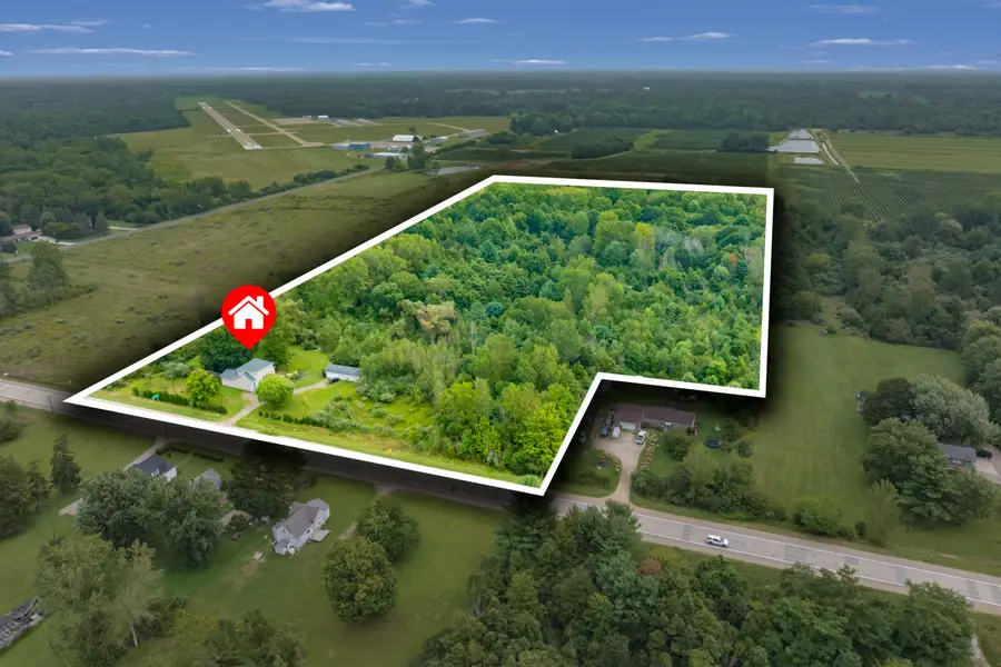 20601 M 140 Highway, South Haven, MI 49090 - #2