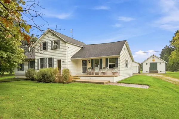 18944 S Lakeside Road, NewBuffalo, MI 49117