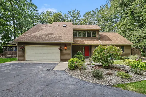 4245 Lake Chapin Bluff, BerrienSprings, MI 49103