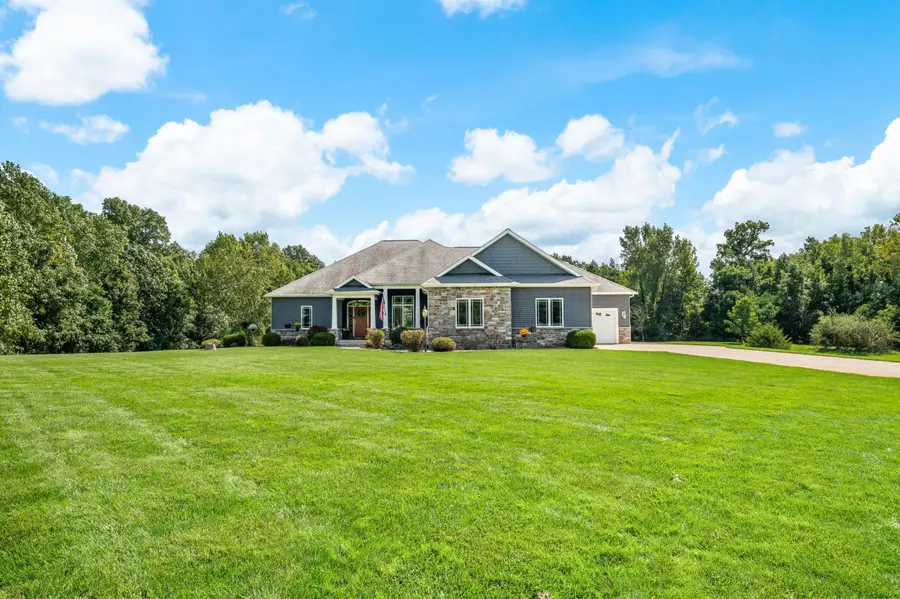 10582 Dana Drive, Oronoko, MI 49103 - #2