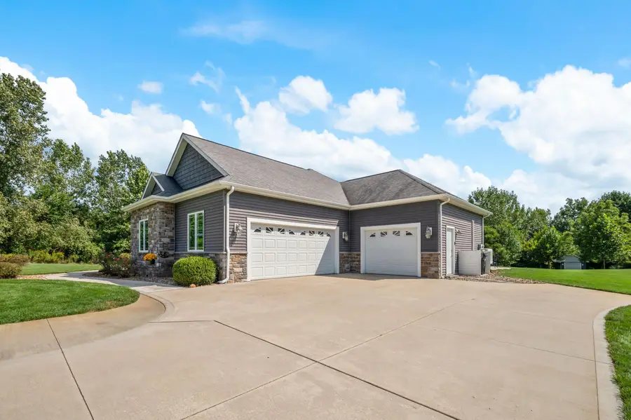 10582 Dana Drive, Oronoko, MI 49103 - #3
