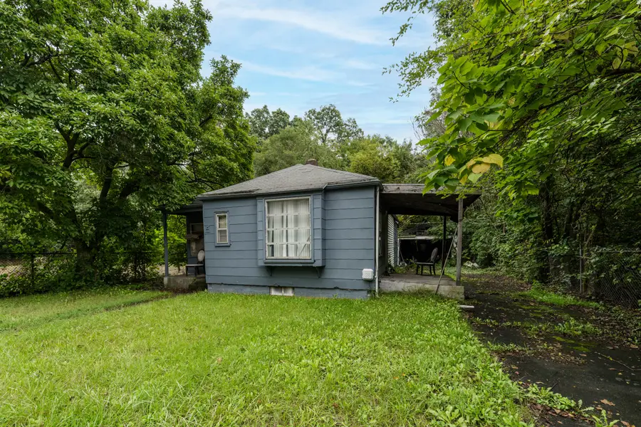 411 N Fair Avenue, Benton Heights, MI 49022 - #2