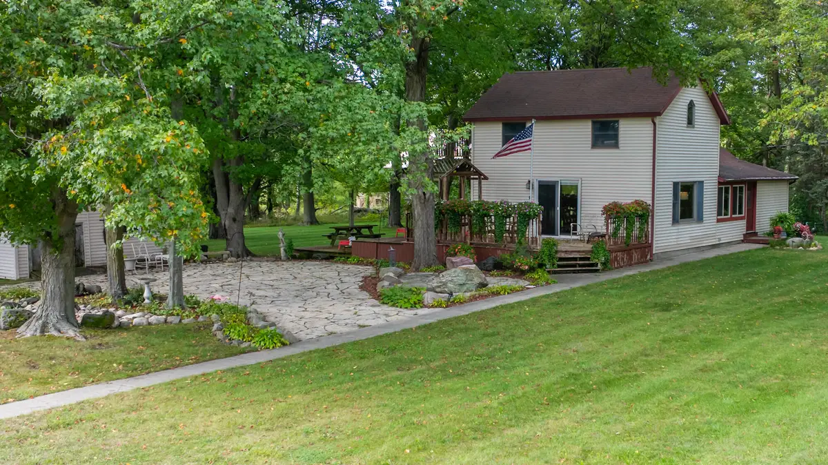 1180 S Bainbridge Center Road, Bainbridge, MI 49022 - #1