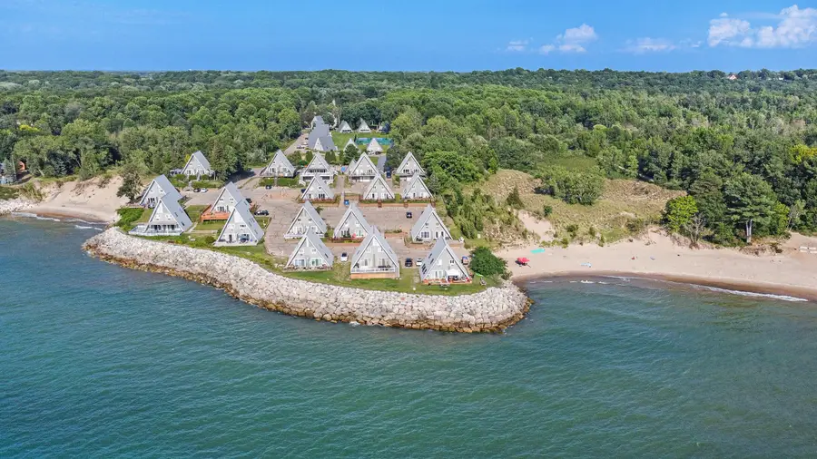5340 Notre Dame Avenue Unit: 28, Stevensville, MI 49127 - #2