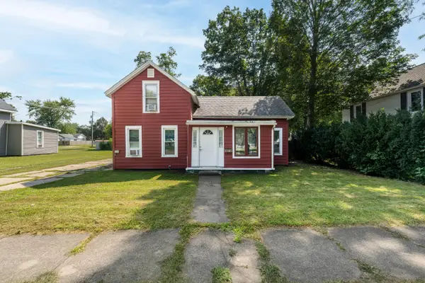 324 Oak Street, Dowagiac, MI 49047