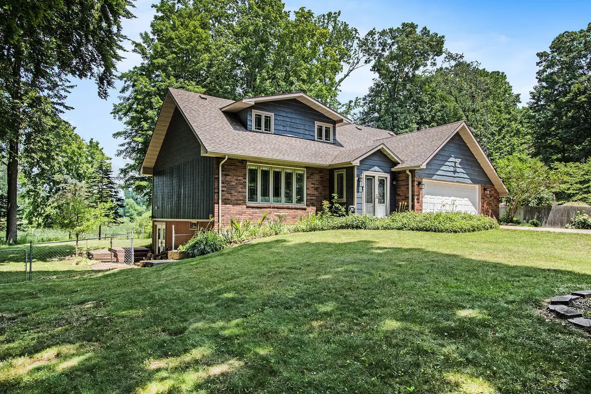 2569 Ridgewood Trail, Oronoko, MI 49103 - #1