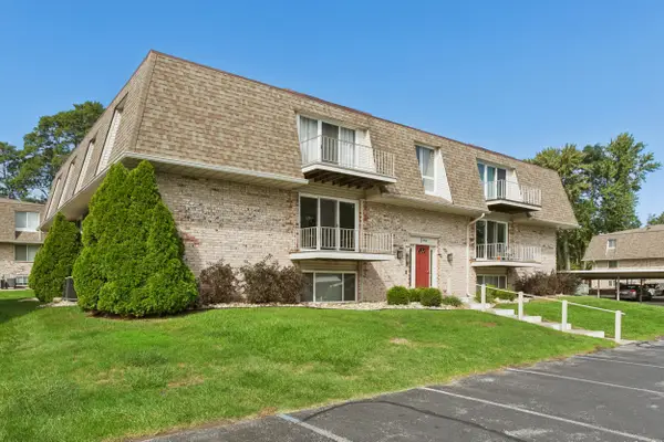 3614 N Lakeshore Drive Building: 3614 Unit: Unit J5, StJoseph, MI 49085