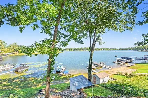 48164 70th Avenue, Decatur, MI 49045