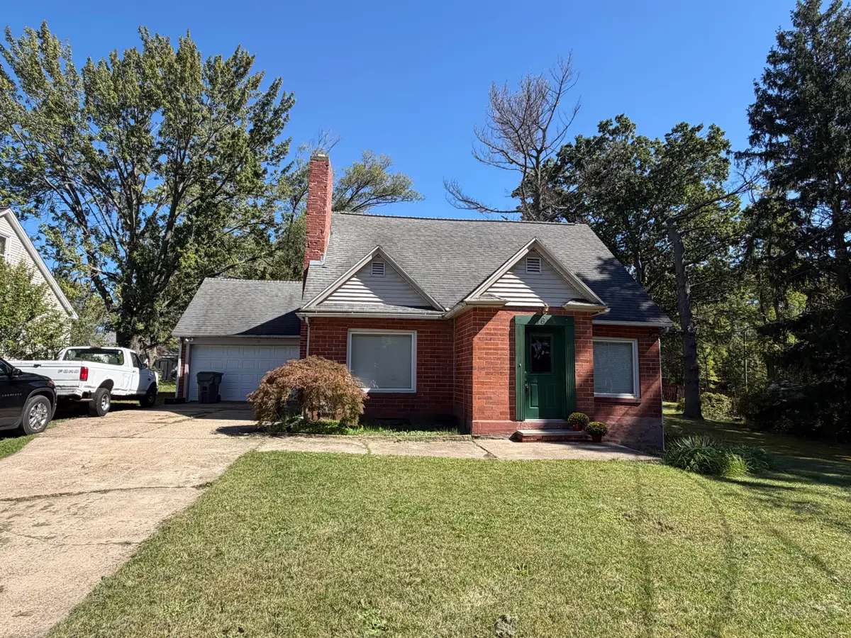 1615 Ogden Avenue, Fair Plain, MI 49022 - #1