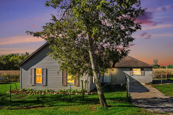 88320 Old Swamp Road, Decatur, MI 49045
