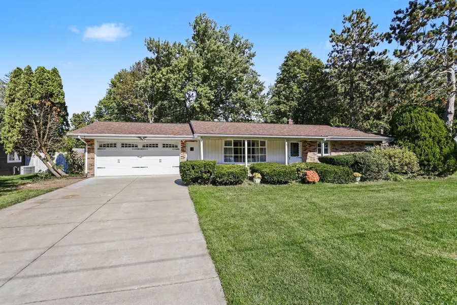 205 Jakway Avenue, Fair Plain, MI 49022 - #3