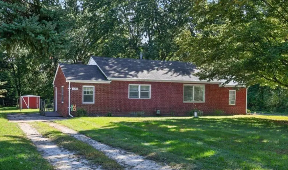 1697 Greenly Avenue, Benton, MI 49022 - #1