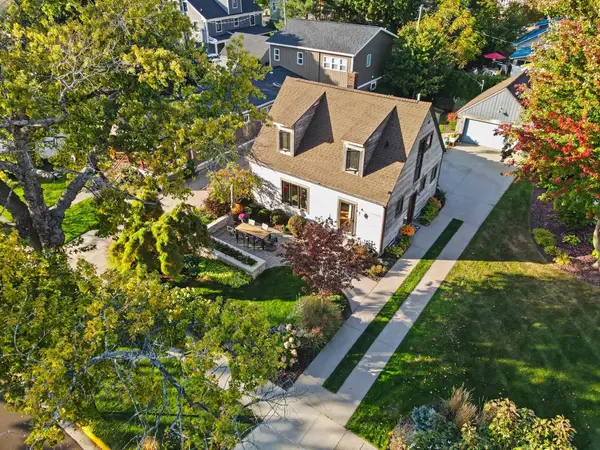 81 Clinton Street, SouthHaven, MI 49090