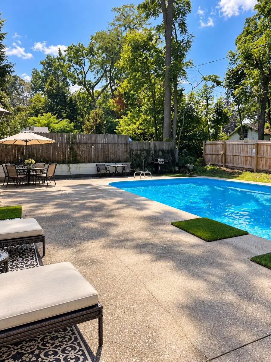306 S Rowland Street, Cassopolis, MI 49031 - #3
