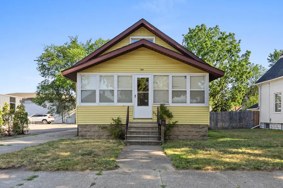 1119 Columbus Avenue, Grand Haven, MI 49417 - #3