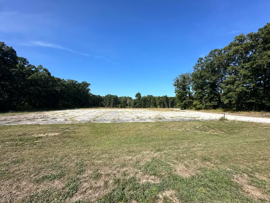 2325 S Sheridan Drive, Muskegon, MI 49444 - #2