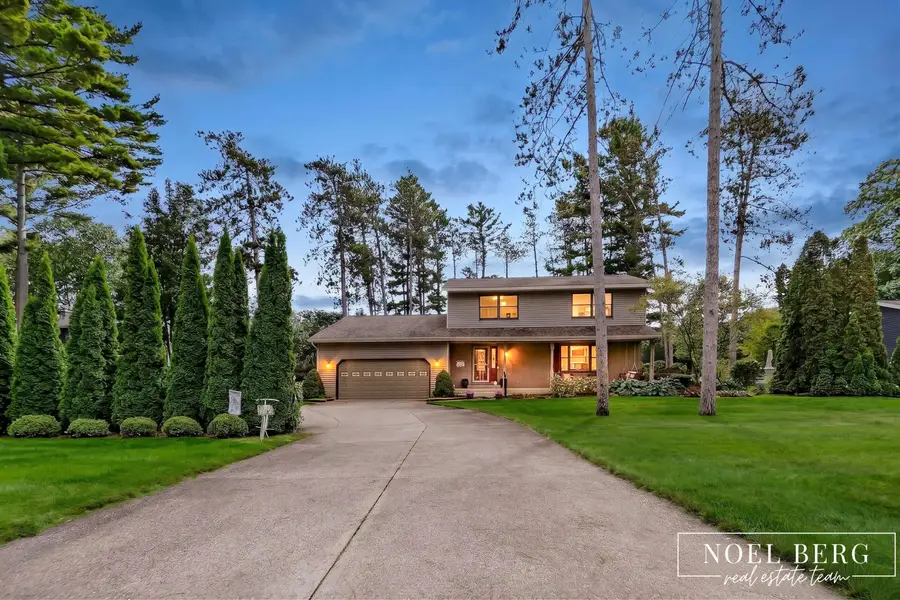 17218 Timber Dunes Drive, Grand Haven, MI 49417 - #2