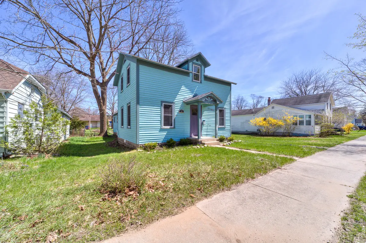 119 S Livingston Street, Whitehall, MI 49461 - #1