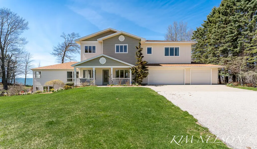 8937 S Indian Hills Road, Montague, MI 49437 - #1