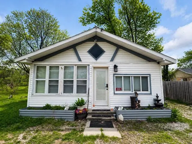 120 1st Avenue, Norton Shores, MI 49444 - #1