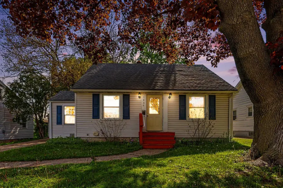 1636 Delwood Avenue SW, Wyoming, MI 49509 - #2