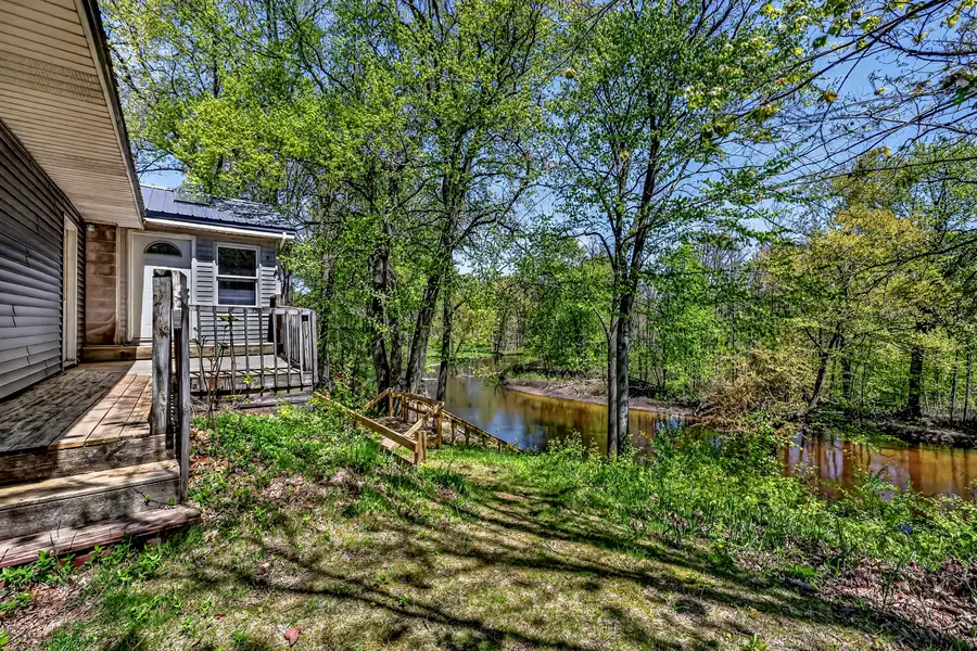 3868 S Riverview Drive, Hesperia, MI 49421 - #3