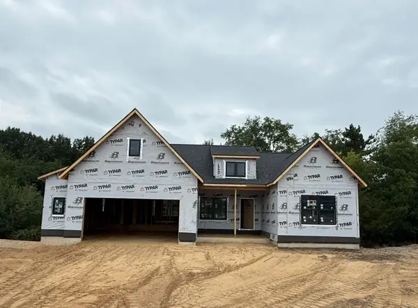 3084 SE Arbor Creek Drive Unit: Lot 10, Kentwood, MI 49512